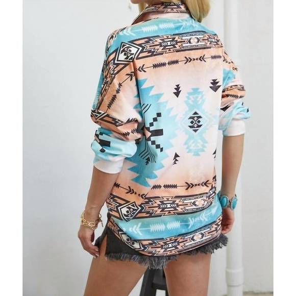 NEW AVERY APPAREL abigail aztec print shacket in turquoise/coral - Picture 3 of 3